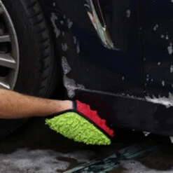 Turtle Wax Grip It Dual Action Wash Mitt -Auto Parts Store SCA 535159 001 hi res