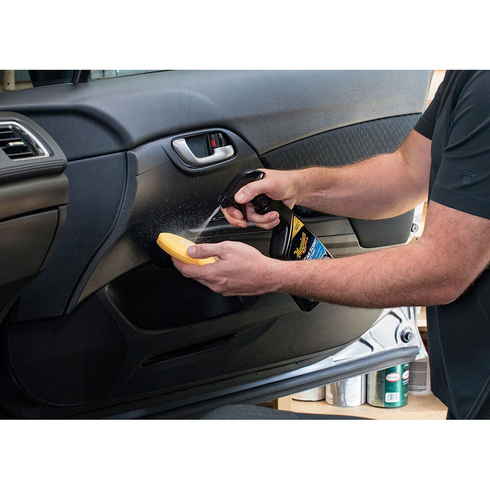 Meguiar's New Car Scent Protectant 473mL 4 Meguiar's New Car Scent Protectant 473mL - Image 2