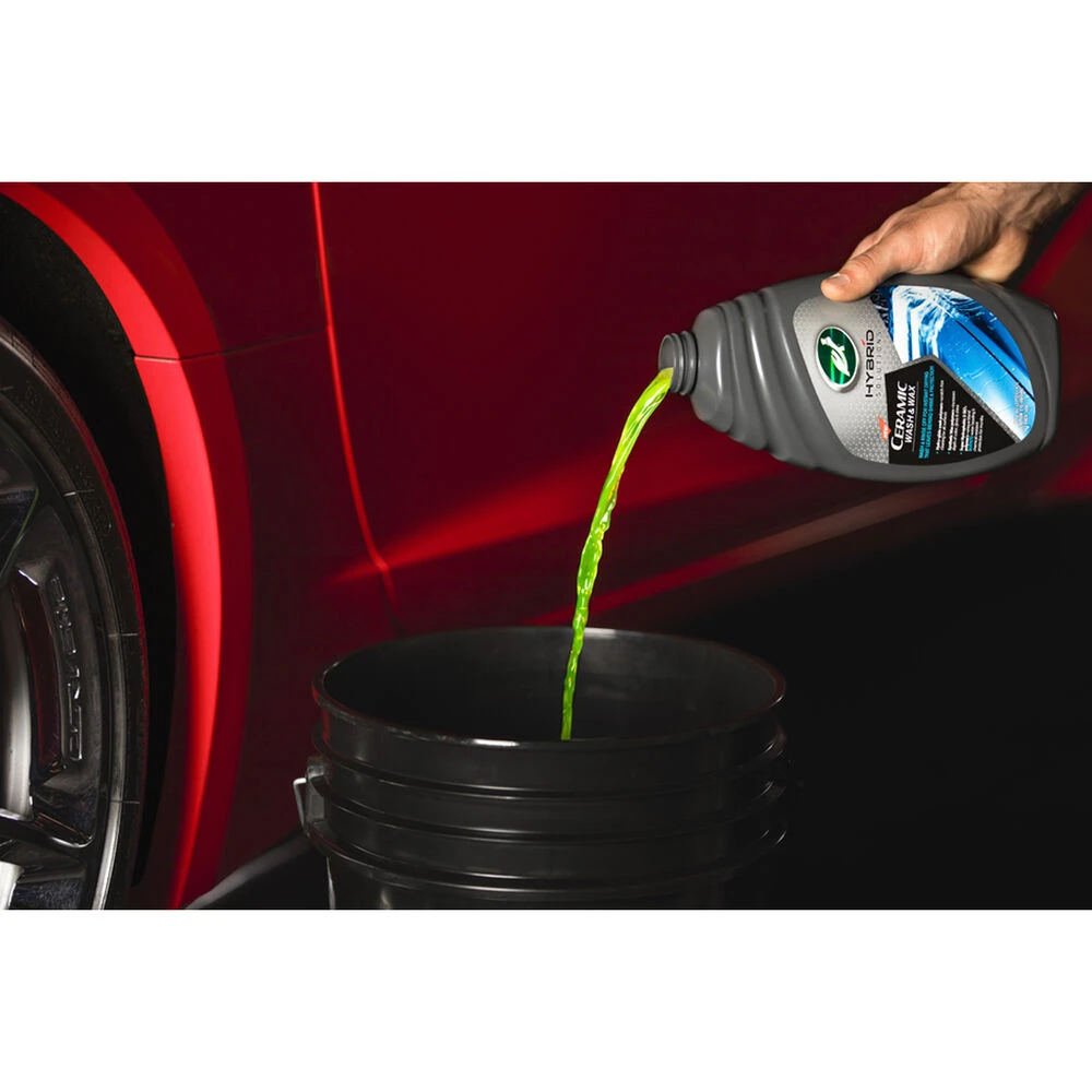 Turtle Wax Hybrid Solutions Ceramic Wash & Repel 1.42L 5 Turtle Wax Hybrid Solutions Ceramic Wash & Repel 1.42L - Image 3