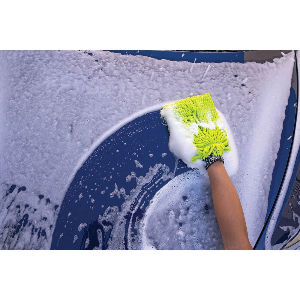 Chemical Guys Chenille Wash Mitt 5 Chemical Guys Chenille Wash Mitt - Image 3