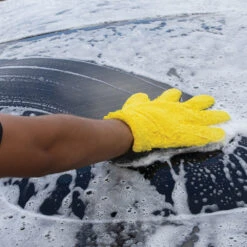 Chemical Guys The Stranger Mitt -Auto Parts Store SCA 623664 01 hi res