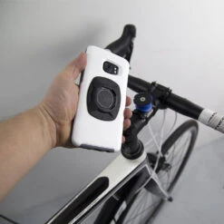 Quad Lock Universal Adaptor -Auto Parts Store SCA 653984 01 hi res