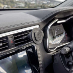 Quad Lock Vent Car Mount -Auto Parts Store SCA 653988 02 hi res