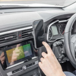 Quad Lock Vent Car Mount -Auto Parts Store SCA 653988 03 hi res